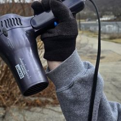 Blow Dryer 