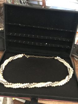 Twisted pearl neckless with gold beads 10.00 Dollars — “costume “