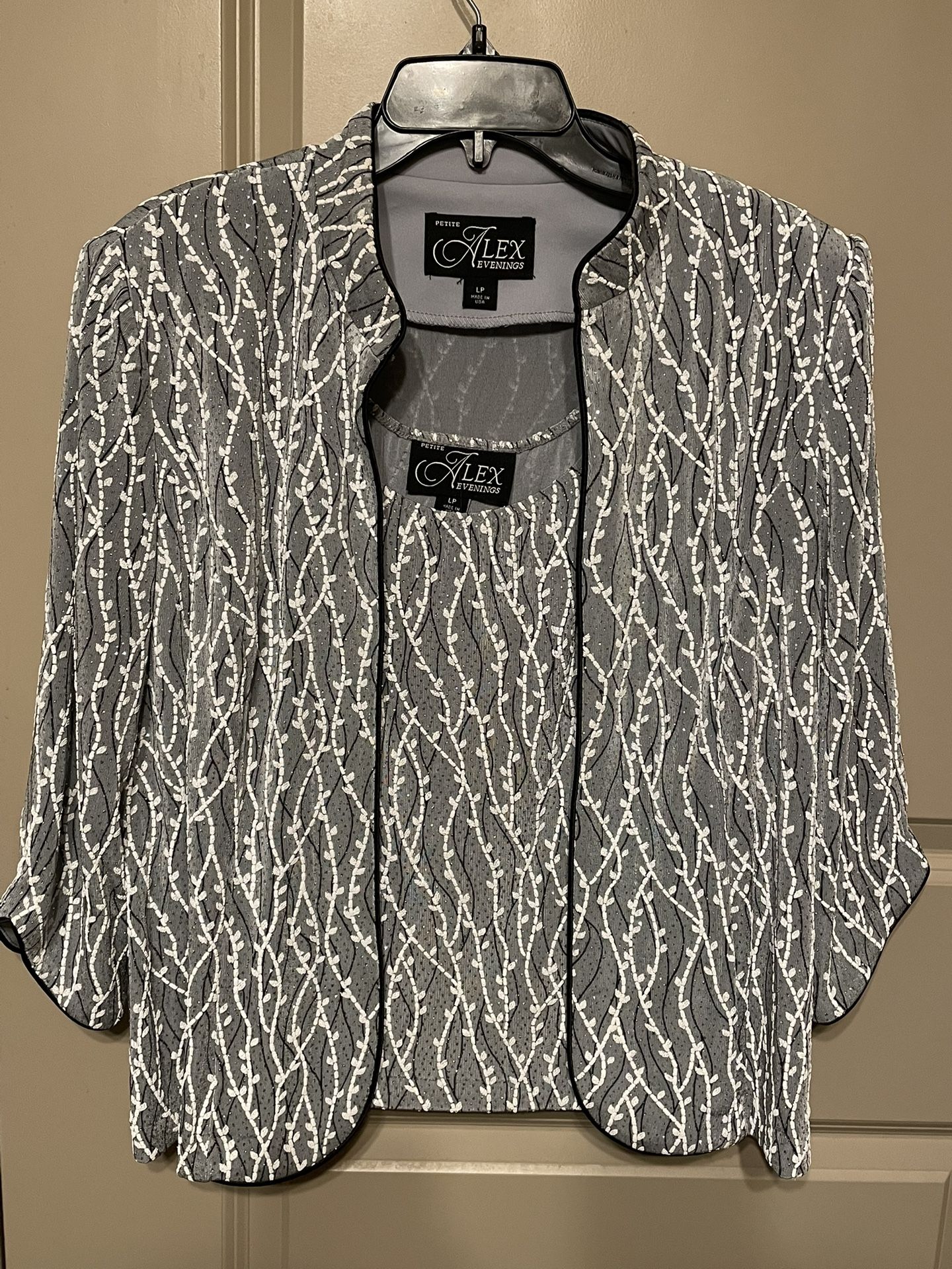 ✨Alex Evenings Twinset - Size PL (Petite Large) - $30