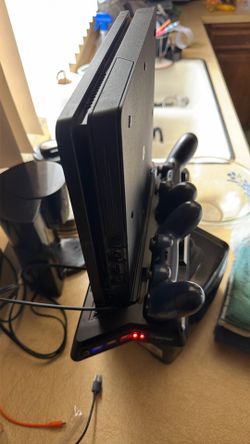 stand for ps4 slim with two controller chargers and fan