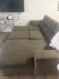 Sofa L shape brown pulls out