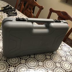 Brand New Bissell Handheld Steamer With Attachments In A Hard Case Bag 