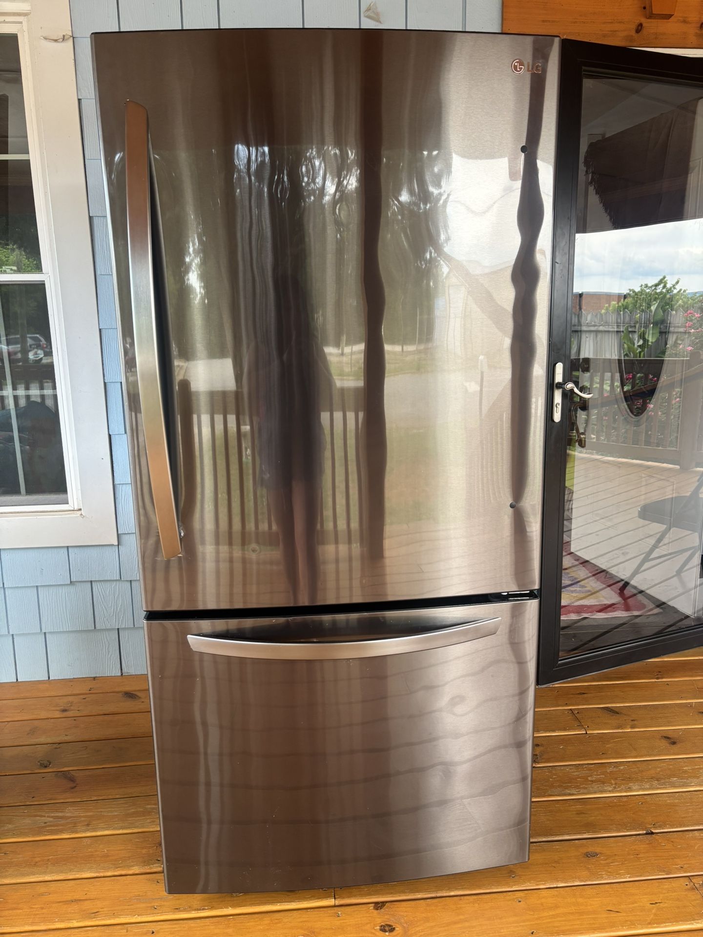 LG Fridge