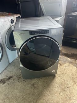 Whirlpool - 7.4 Cu. Ft. Stackable Electric Dryer with Steam and Wrinkle Shield Plus Option - Chrome Shadow