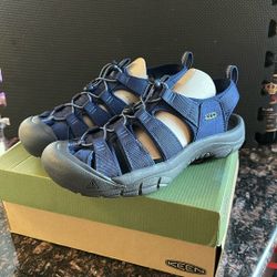 Men’s Keen