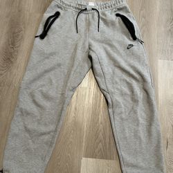 Nike Sportswear Tech Fleece