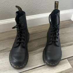 Dr Martens Black Boots 
