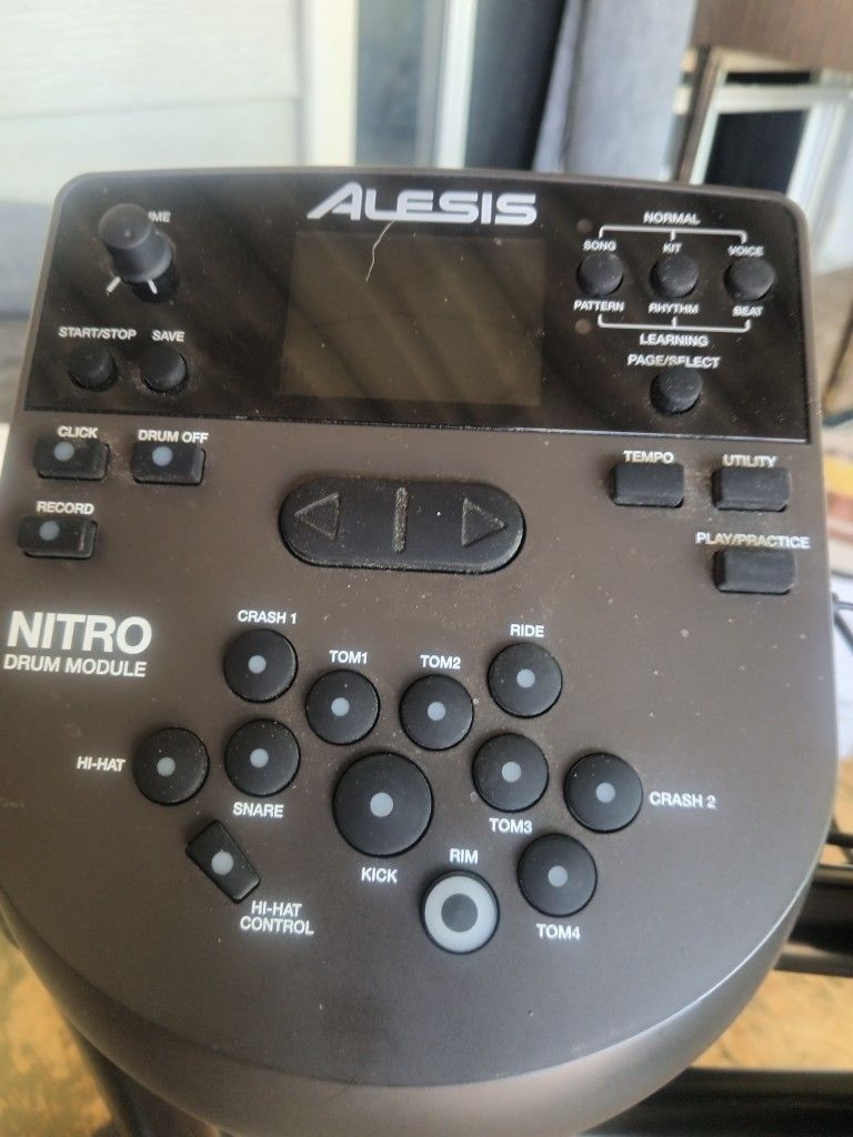 Alesis NitroDk7