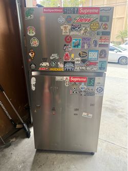 Samsung twin cooling stainless steel refrigerator