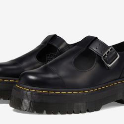 *NEW* Dr. Marten Mary Jane’s Size 7 A as