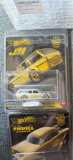 Datsun gold chase