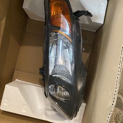 07 Civic Coupe Headlight