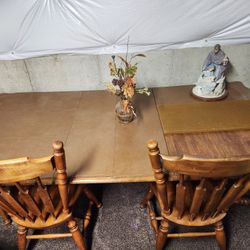 Pennsylvania house  dining room set