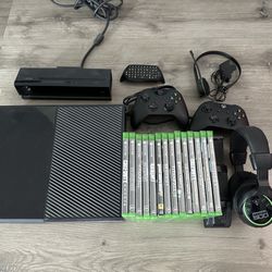 Huge Xbox one bundle w/ TONS of extras, Kinect sensor, 2 controllers, turtle beach headset 14 games