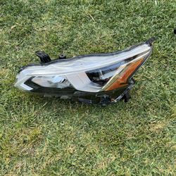 19-20 NISSAN ALTIMA LEFT HEADLIGHT