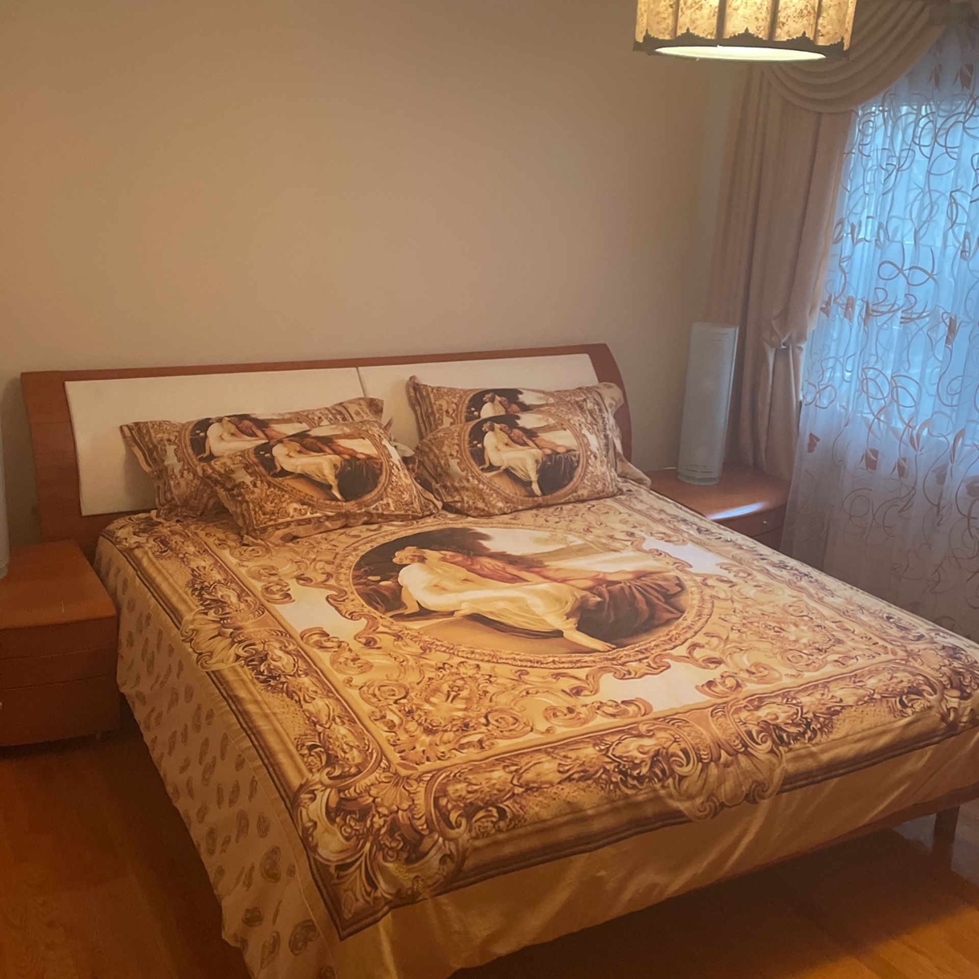 King Size Italian bedroom Set With Mattress
