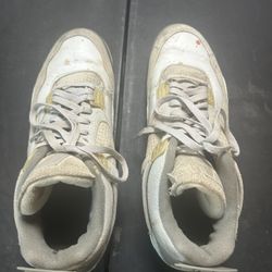 Air Jordan 4 Retro (Used)