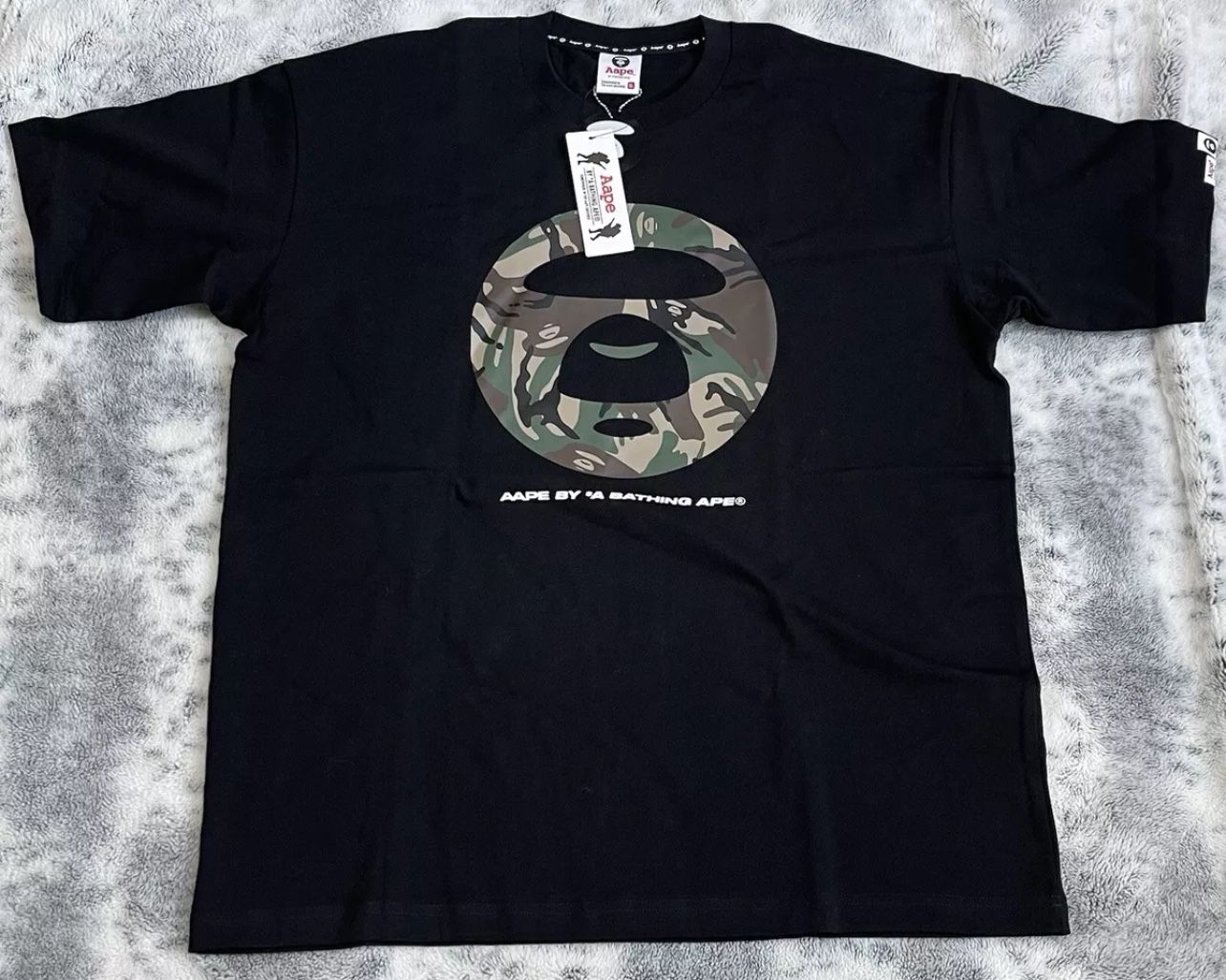 Size XL - Men’s Aape by *A Bathing Ape Woodland Camo Moonface T-Shirt M1488XXM