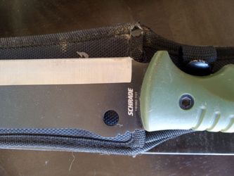 Hunting knife
