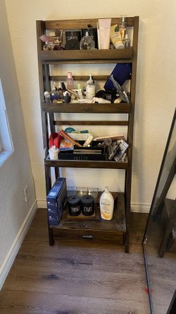 4 Tier Ladder
