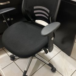  Small Black Desk And Chair