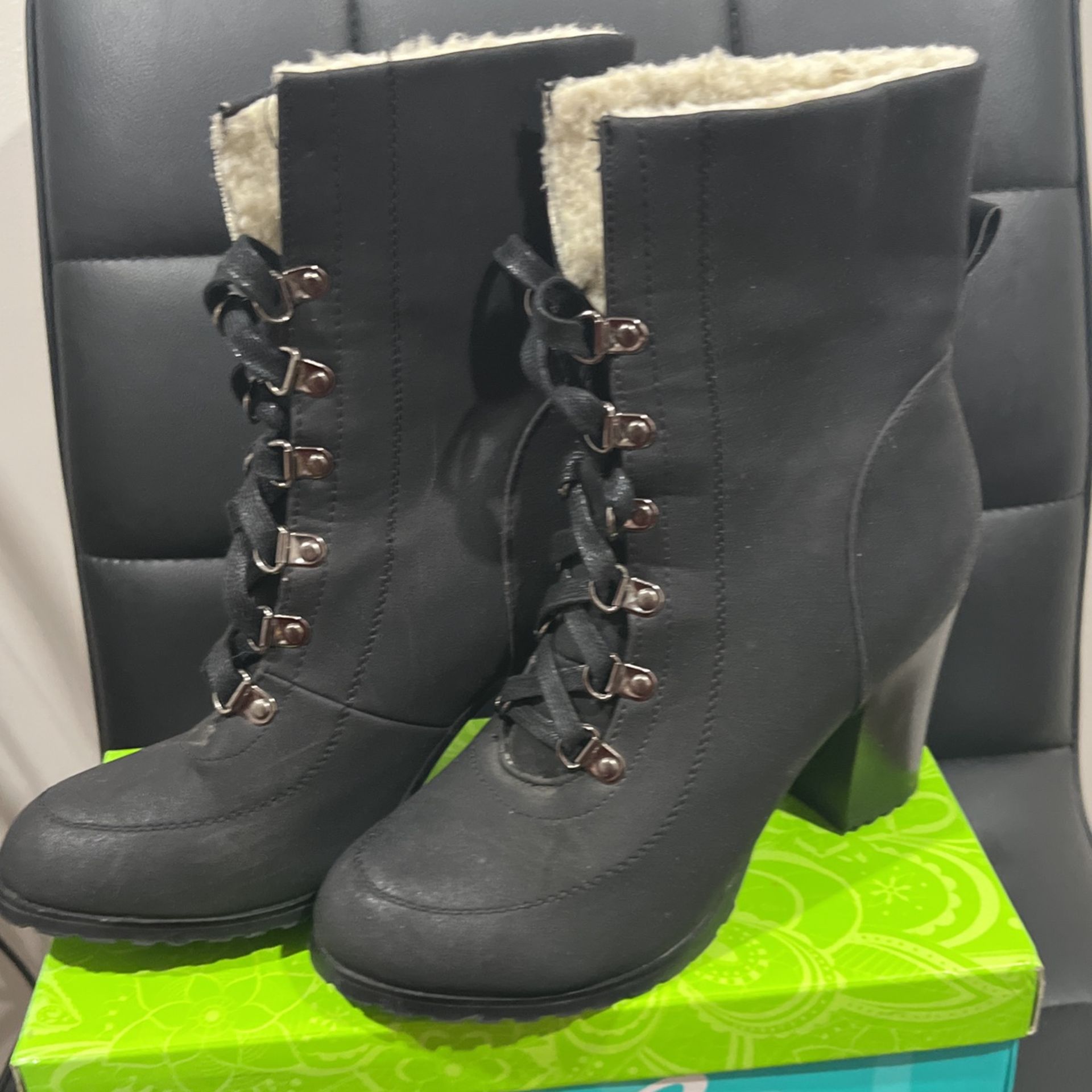 Black Boots