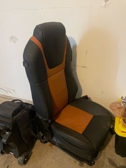 2024 Kenwood passenger seat brand new