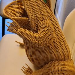 Vintage Wicker Frog Basket Hamper Magazine Holder