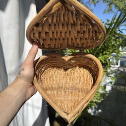 Heart shaped wicker basket with lid / storage basket