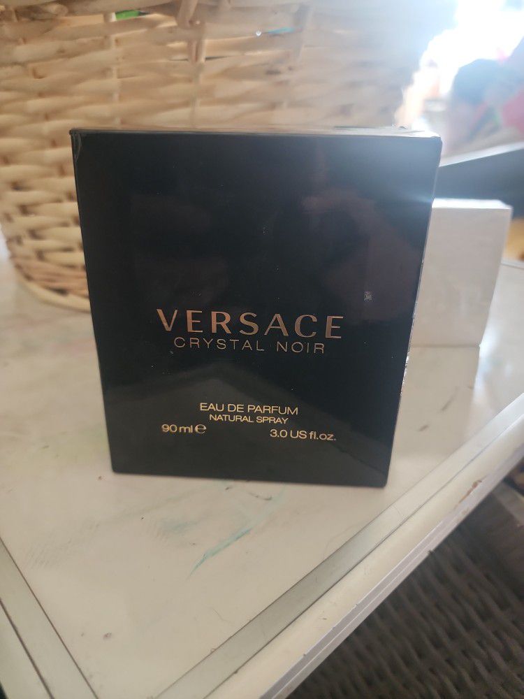 Versace Crystal Noir Perfume *New*