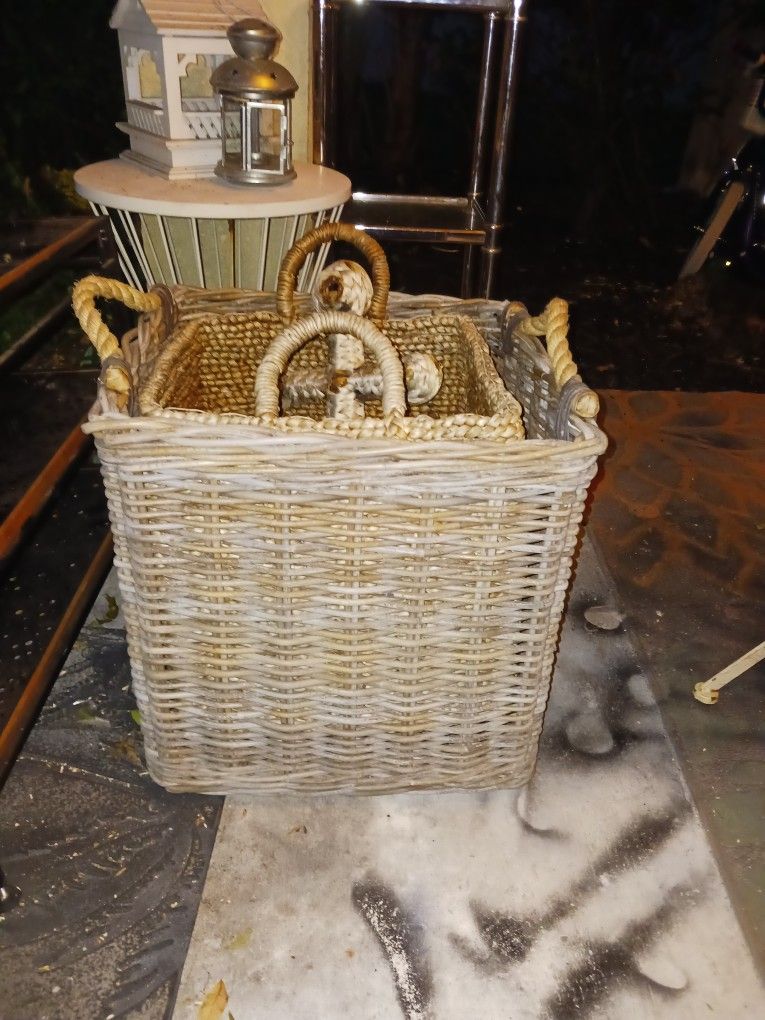 1 Ex Ex Larg Sturdy Strong Wicker Basket 18 Firm Look My Post Alot Item