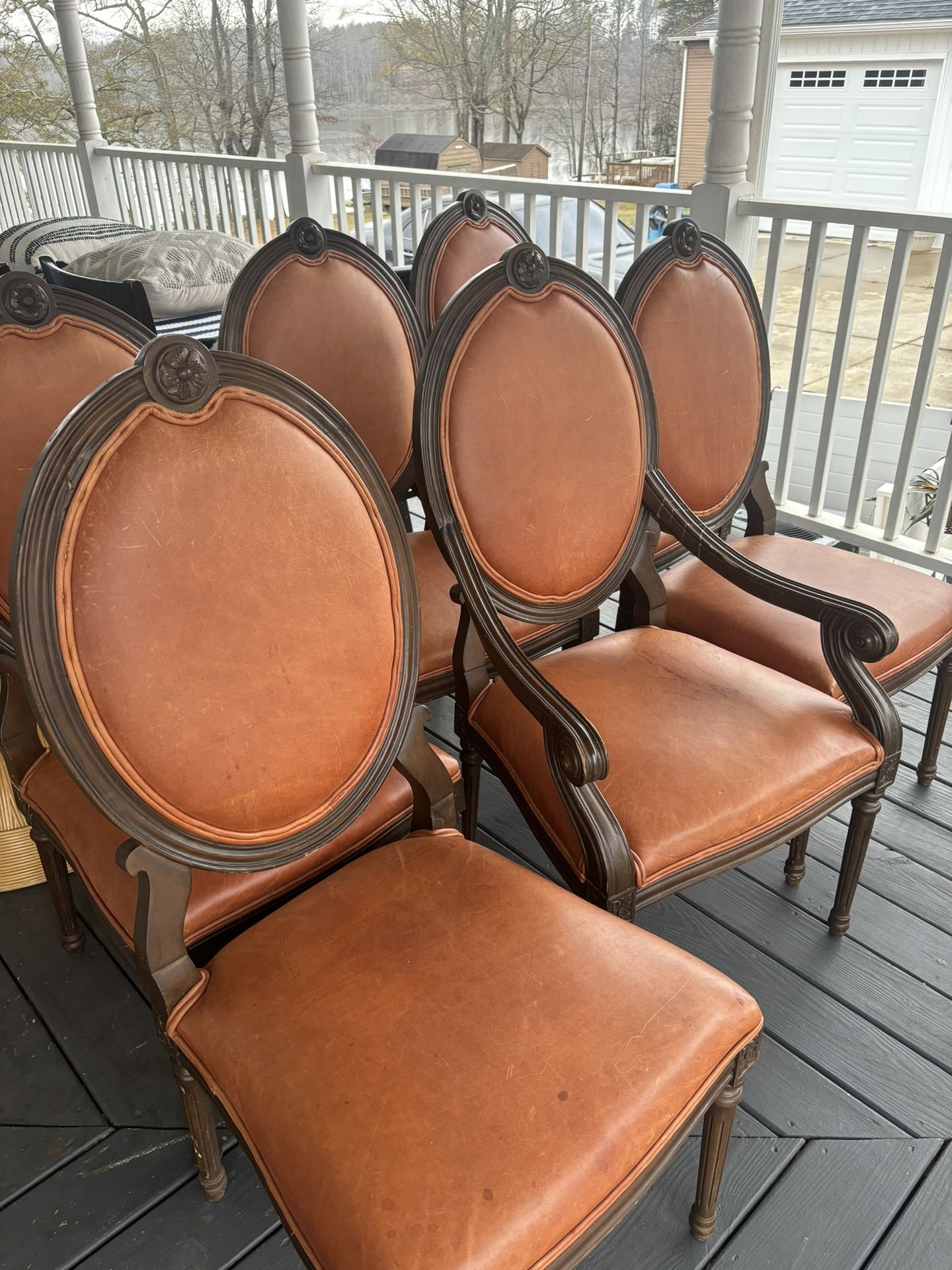 4 Chairs / 2 Arm And 2 Without