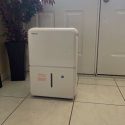 Toshiba Dehumidifier 