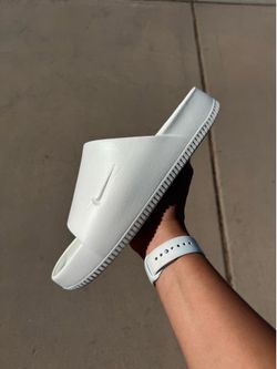 Nike Calm Slide