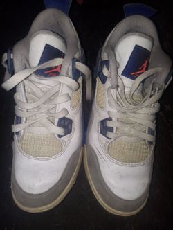 Boys nikes