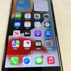 iPhone 7 Plus factory unlocked to any carrier 128 GB. Good condition