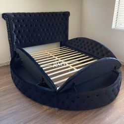 Color Options Round Shaped Storage Bed Frame 🪟 Queen Size Bed/King Size Bed Extra Discount Code RSG 
🔥🔥 Mention OfferUp for this Special Price!!