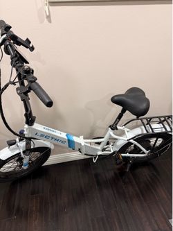 Lectric XP 3.0 Long Range Folding E-Bike – Only 200 Miles
