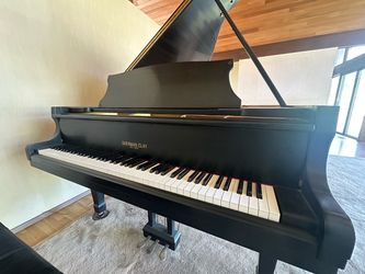 FREE.  5’ GRAND PIANO