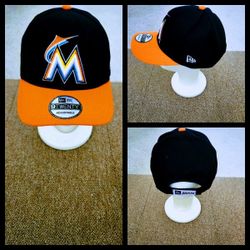 MIAMI MARLINS MLB BASEBALL ⚾️ STRAPBACK HAT. 