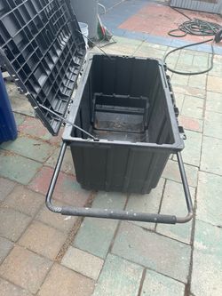 Rolling tool box