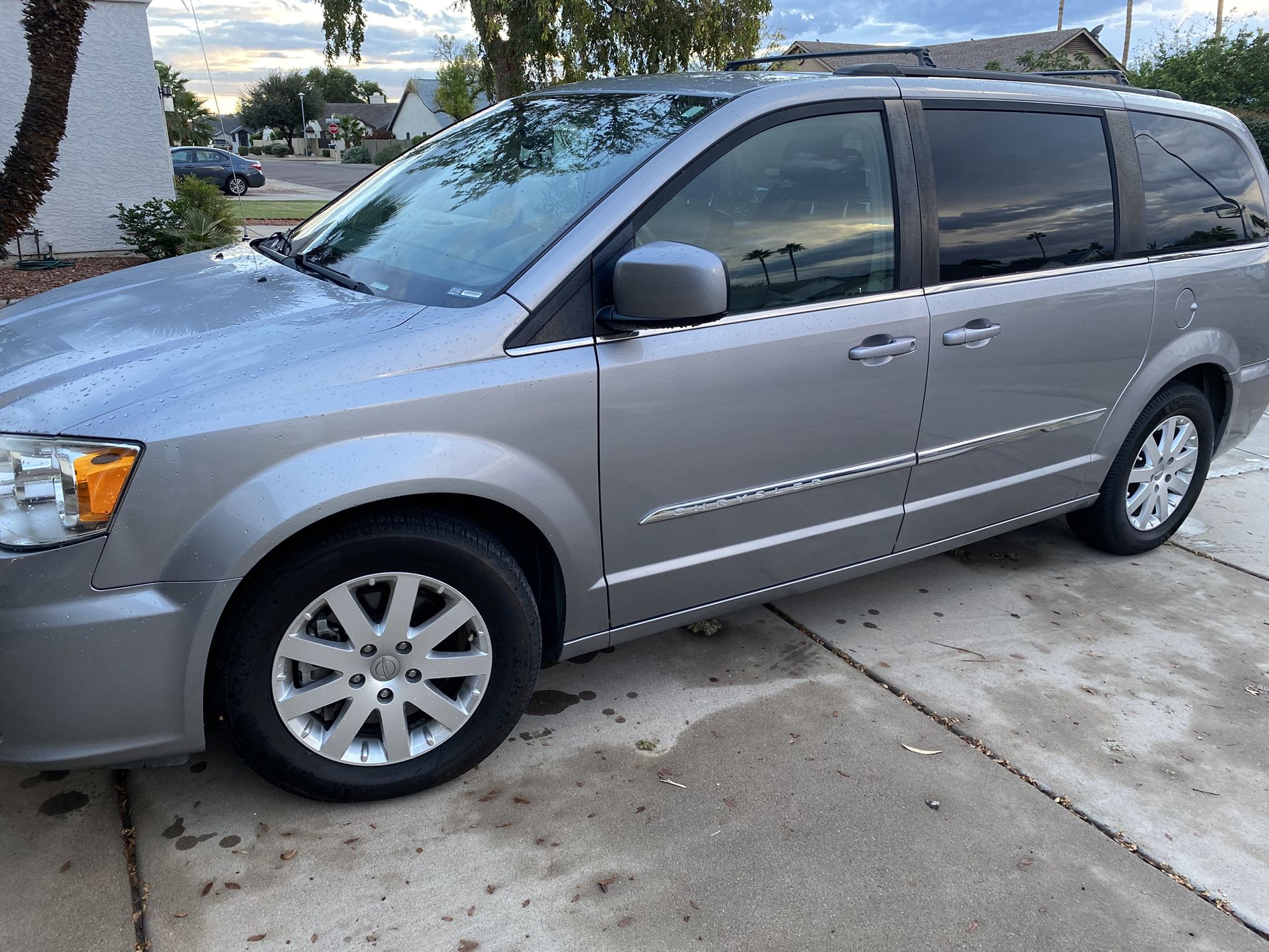 2016 Chrysler Town & Country