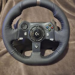 Logitech - G920 Driving Force Racing Wheel and Pedals for Xbox Series XIS, Xbox One, PC