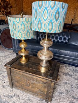 set of two table lamps featuring double gour metallic