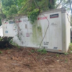 16' box for storage
