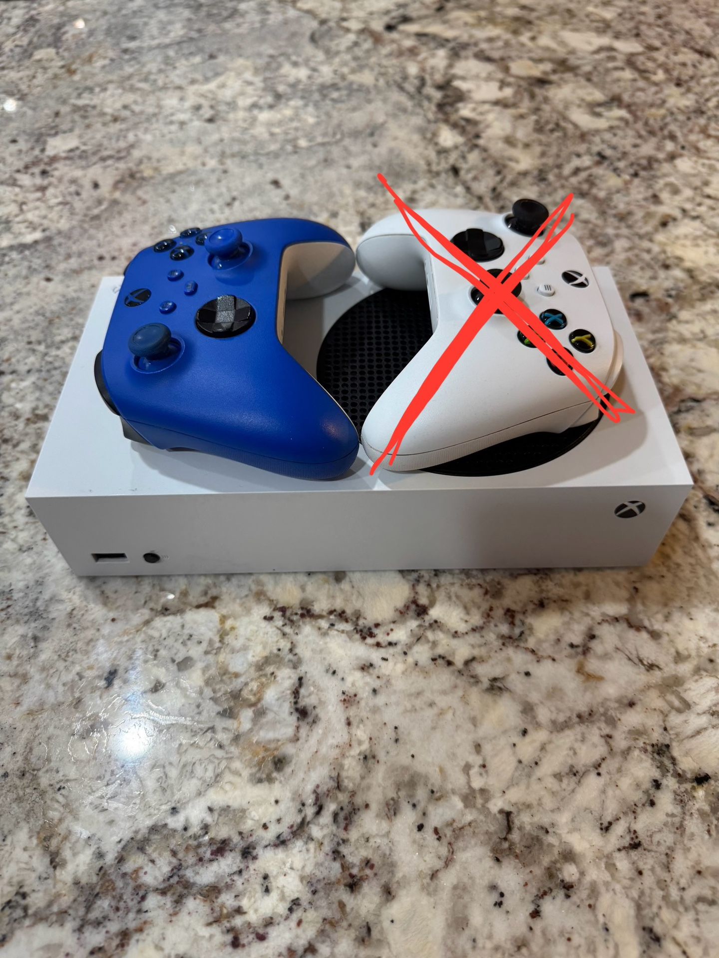 Xbox Series S (white Controller Sold)