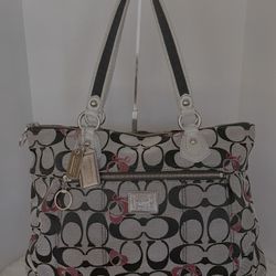 ✨ Authentic Coach Signature Tote – Style 13826 ✨