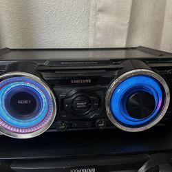 Samsung Speaker 
