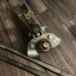 (Husky) Weight Distributing Hitch