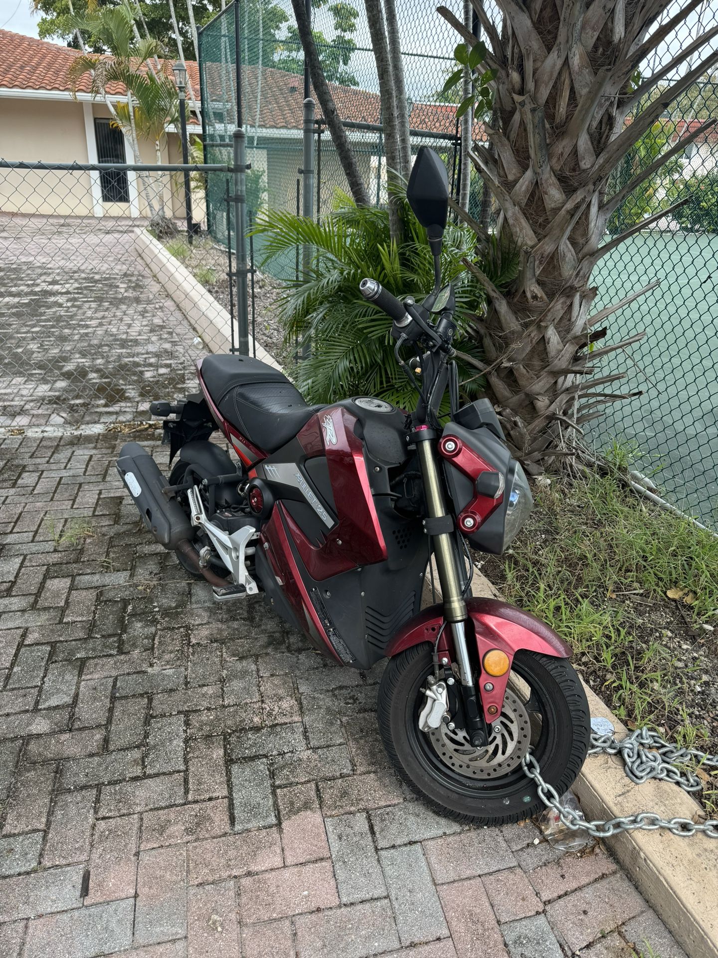 Bullet 25 (50cc)